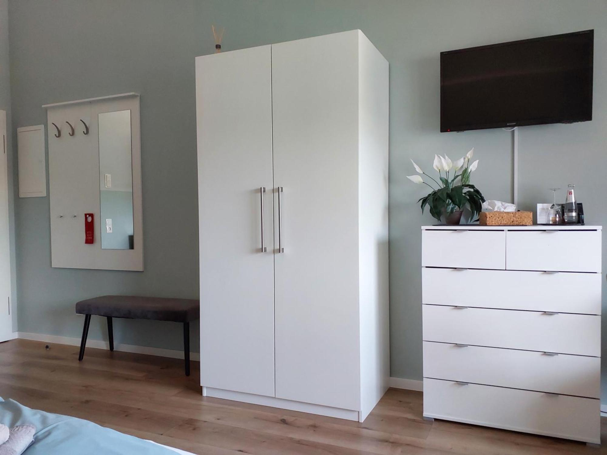 Triple A³ Aparthotel Marktheidenfeld Buitenkant foto