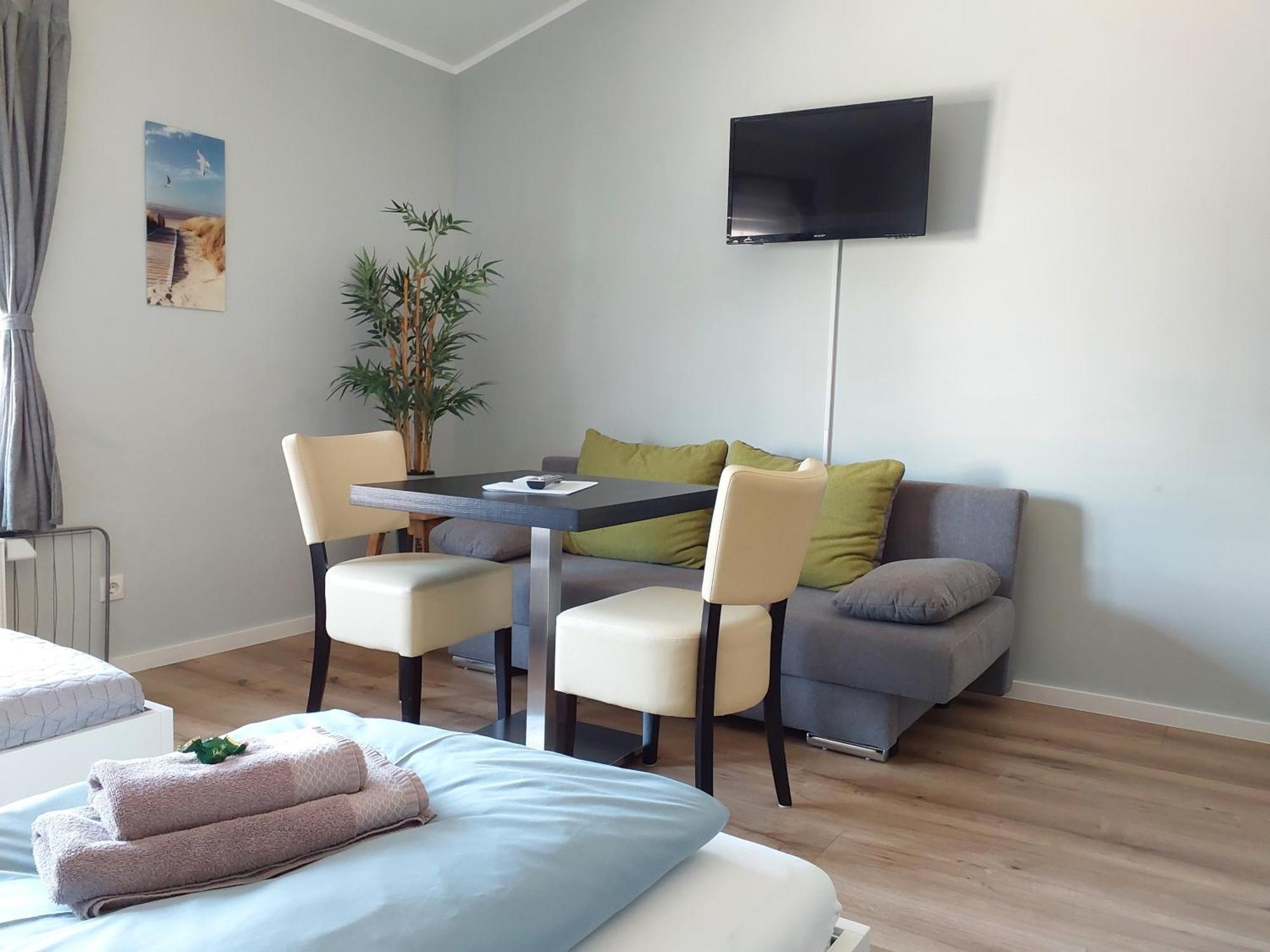 Triple A³ Aparthotel Marktheidenfeld Buitenkant foto